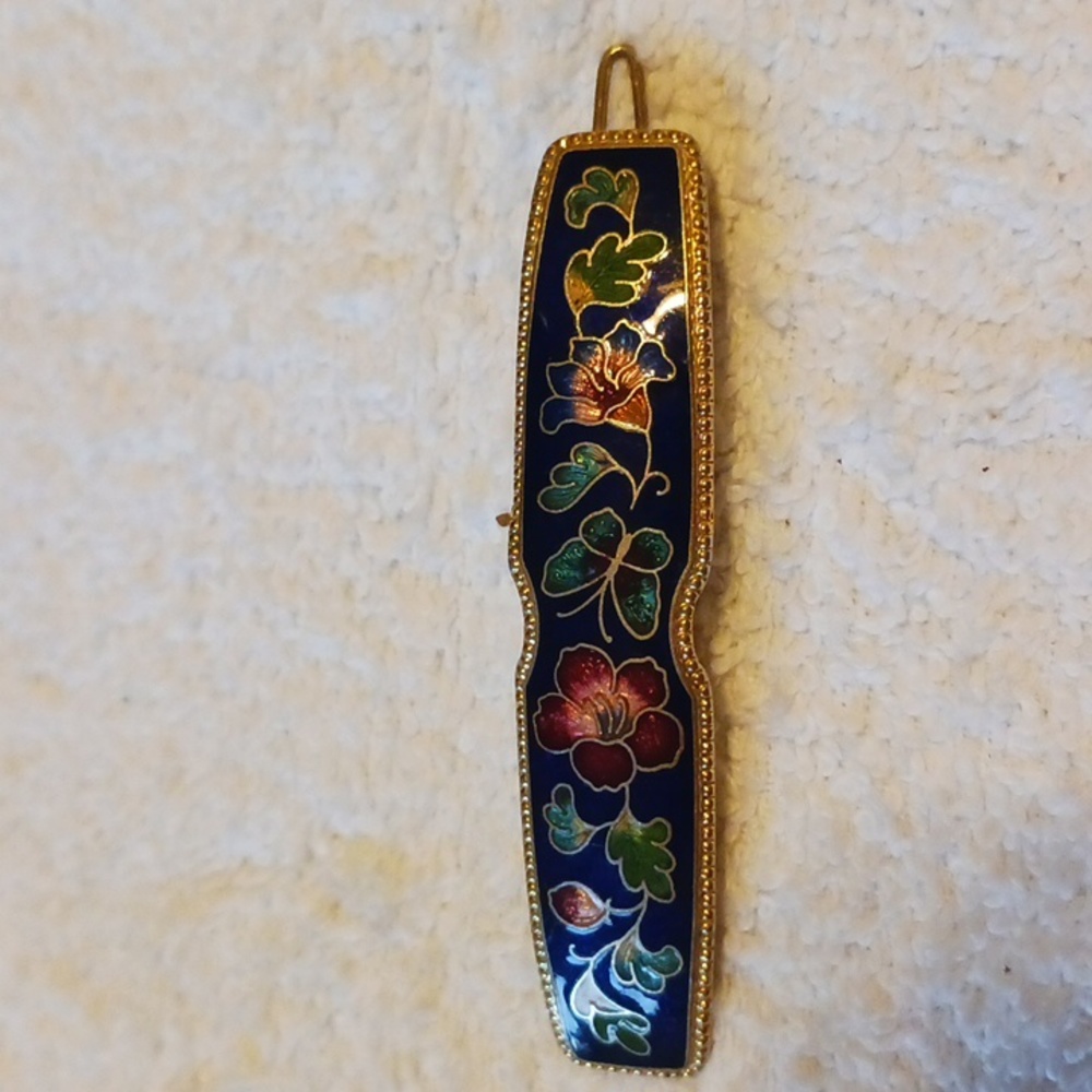 Vintage metal hairclip